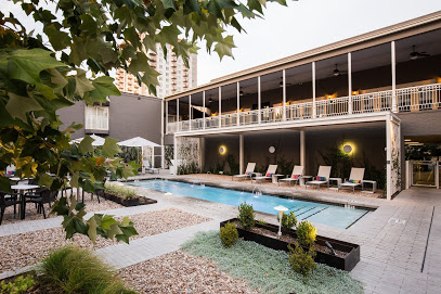 Hotel Ella